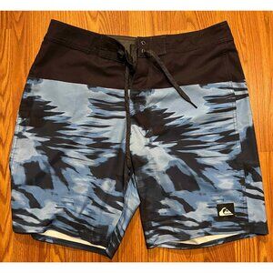 Quiksilver Board Shorts Stealth Colorblock Mens 32 7" Beach Swim Trunks